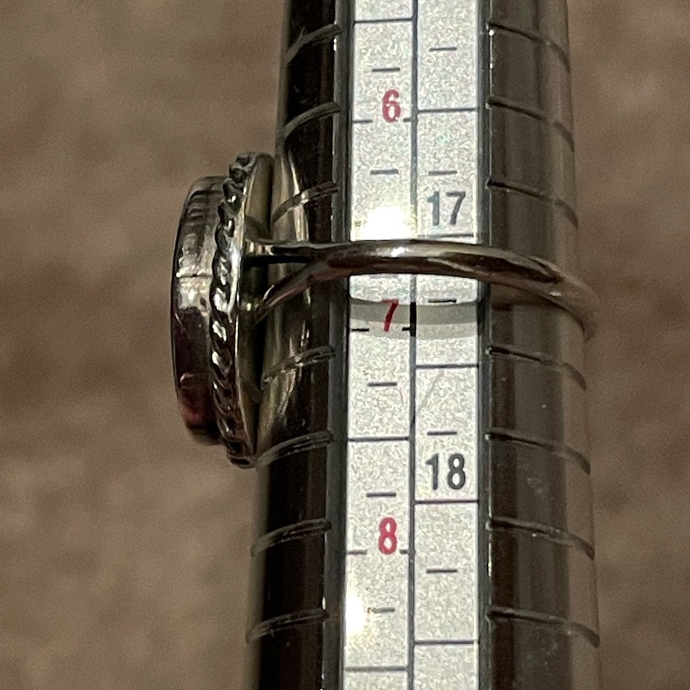 Sterling Silver Coral Ring - Picture 3 of 6